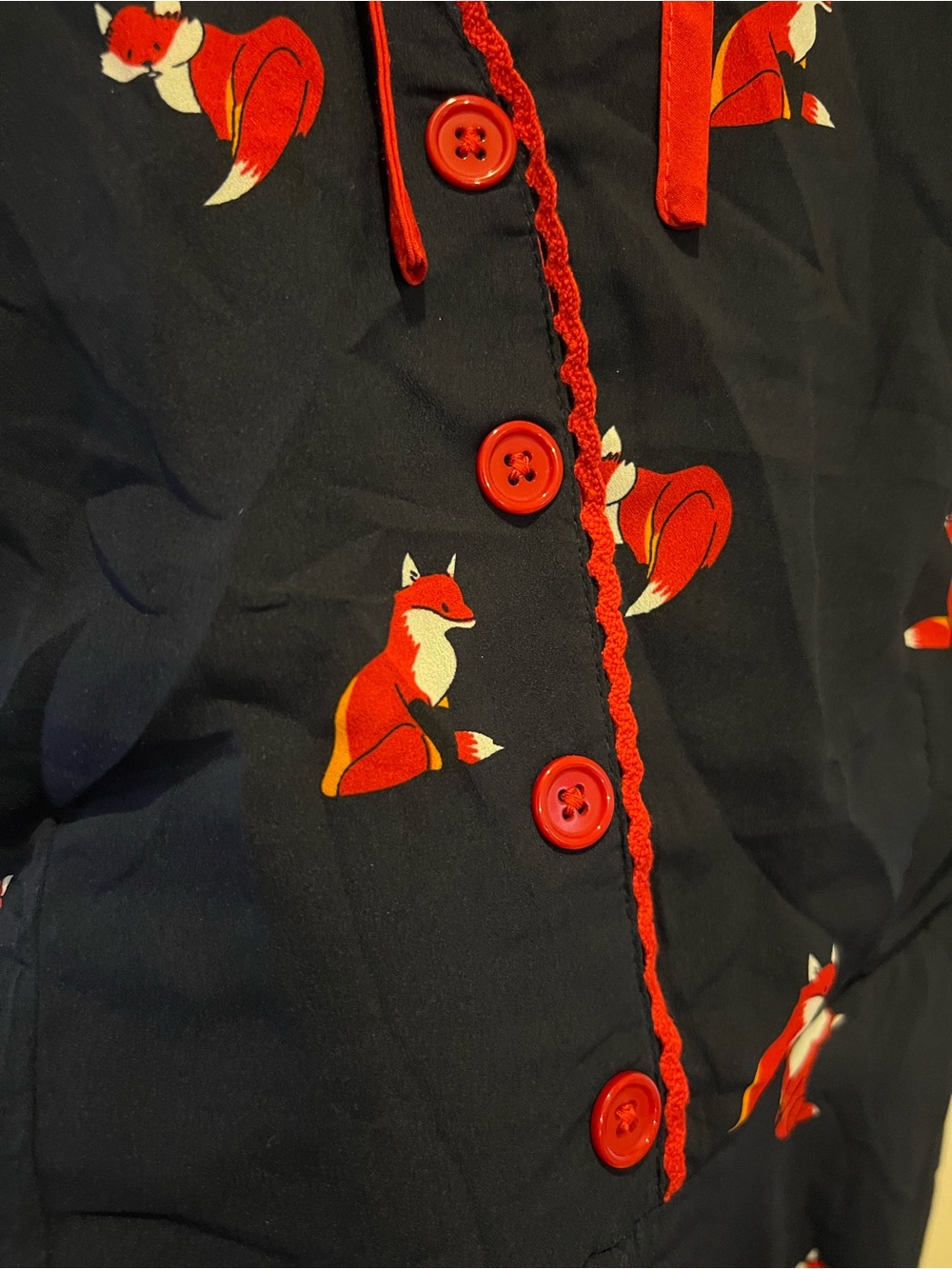 🦊 Unique Vintage Fox Dress - Picture 4 of 4